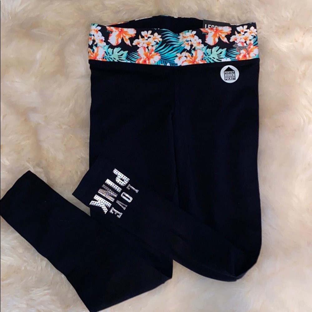 Victoria’s Secret Pink bling yoga pants Small NWT